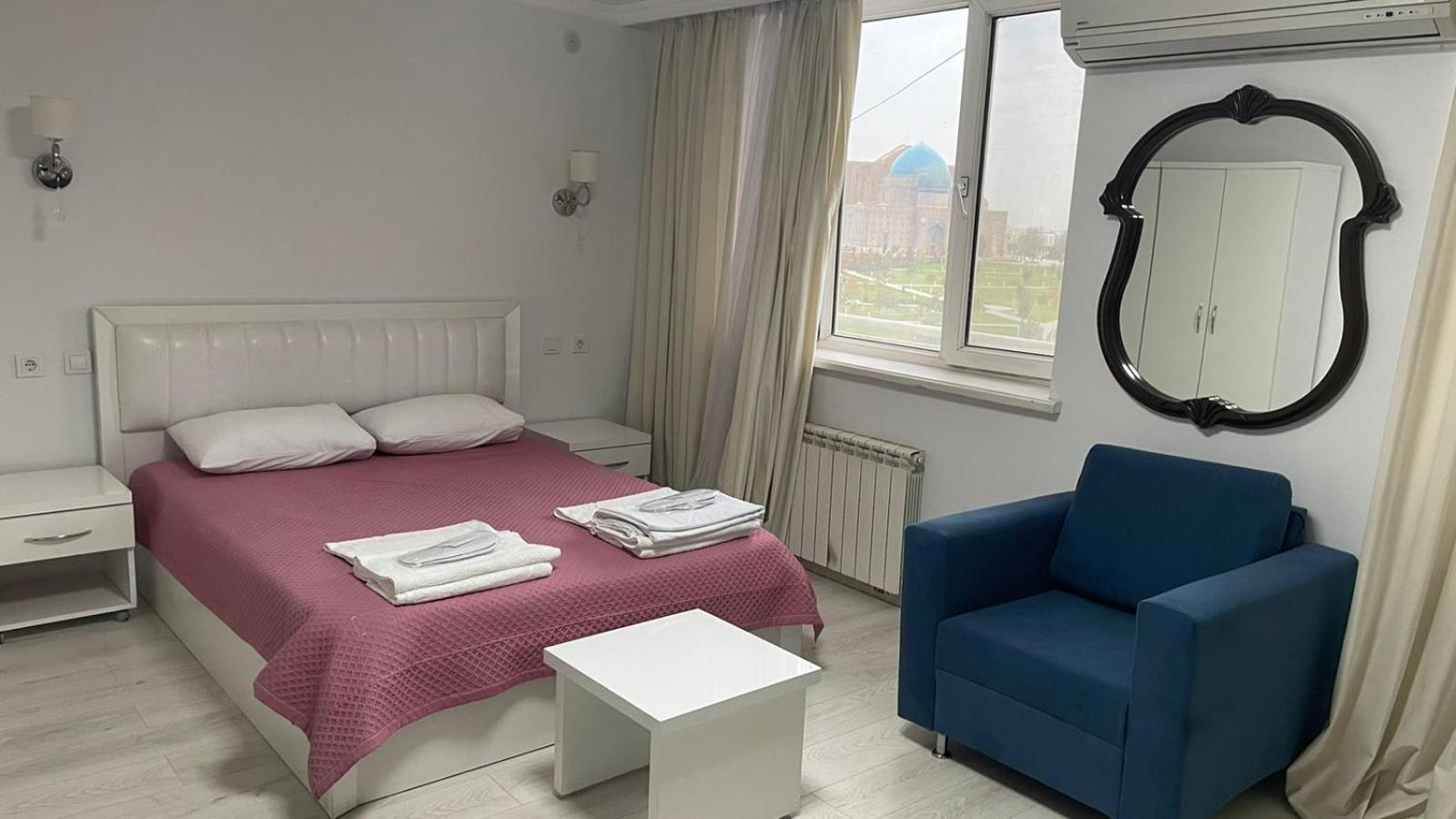 Yassy Hotel, Turkistan Buitenkant foto