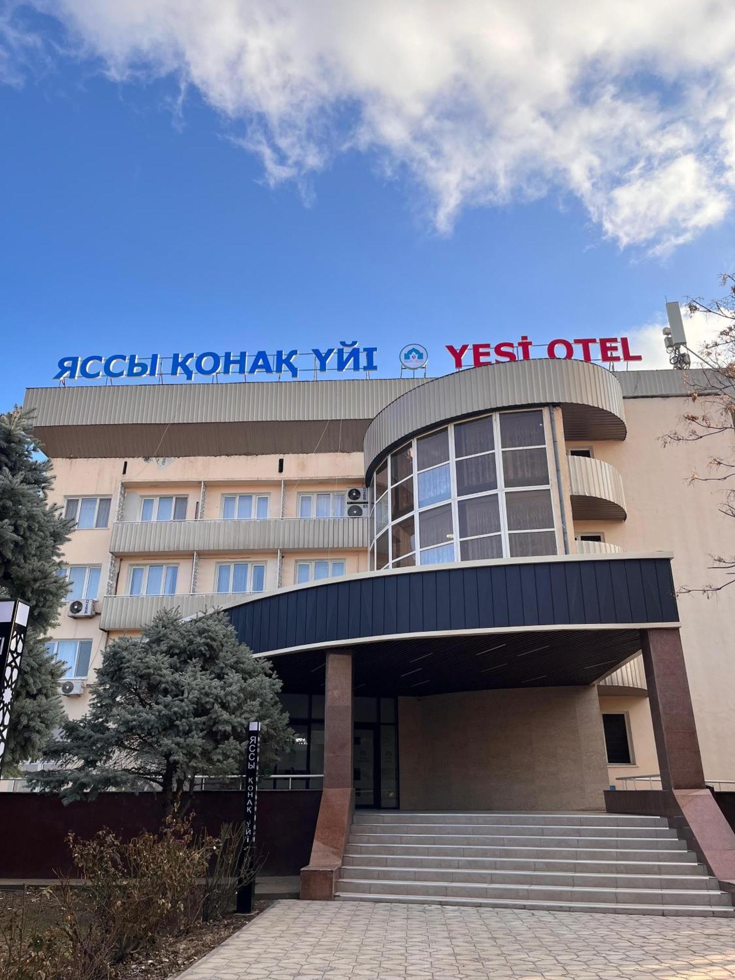 Yassy Hotel, Turkistan Buitenkant foto